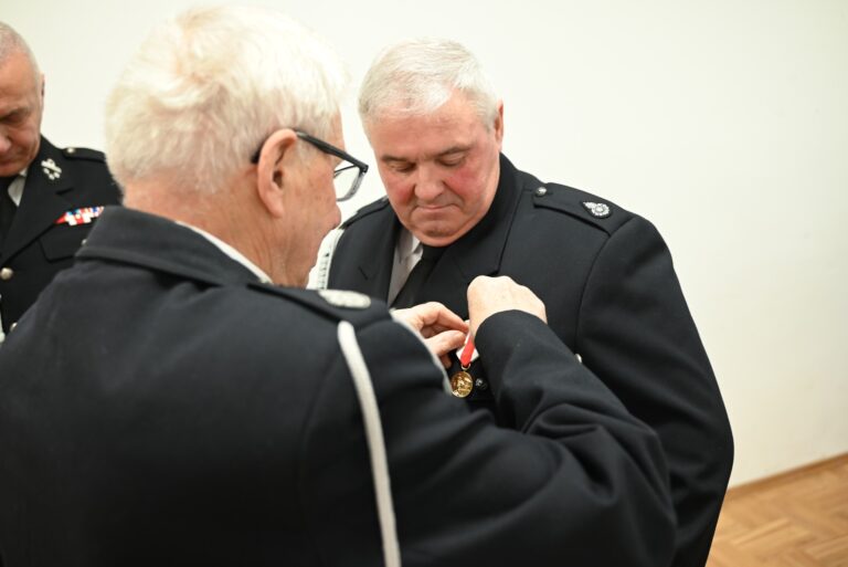 617570954 1278103794350771 3593396189854535754 n