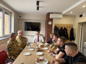 631640277 2478935425880829 7014219758273634590 n