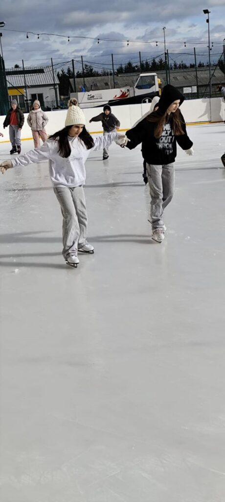 631668631 927870152956916 5408411858143359602 n