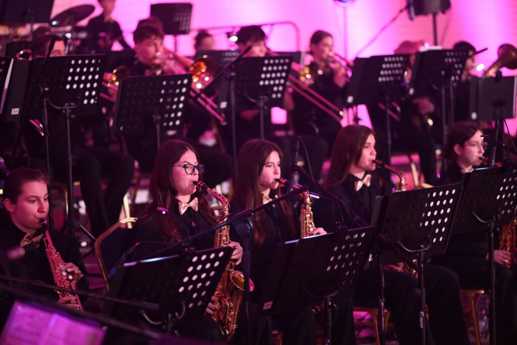 633633153 1301894955304988 1761579709140144510 n