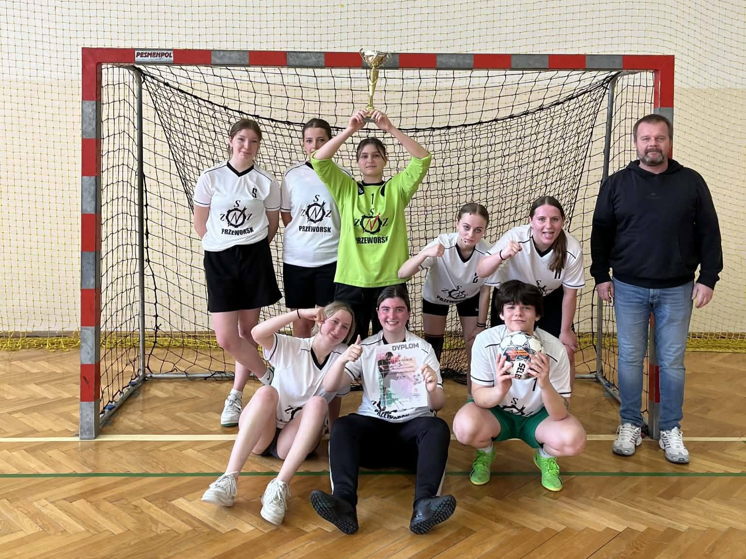 633937521 1238857578310916 6685625620868636047 n1