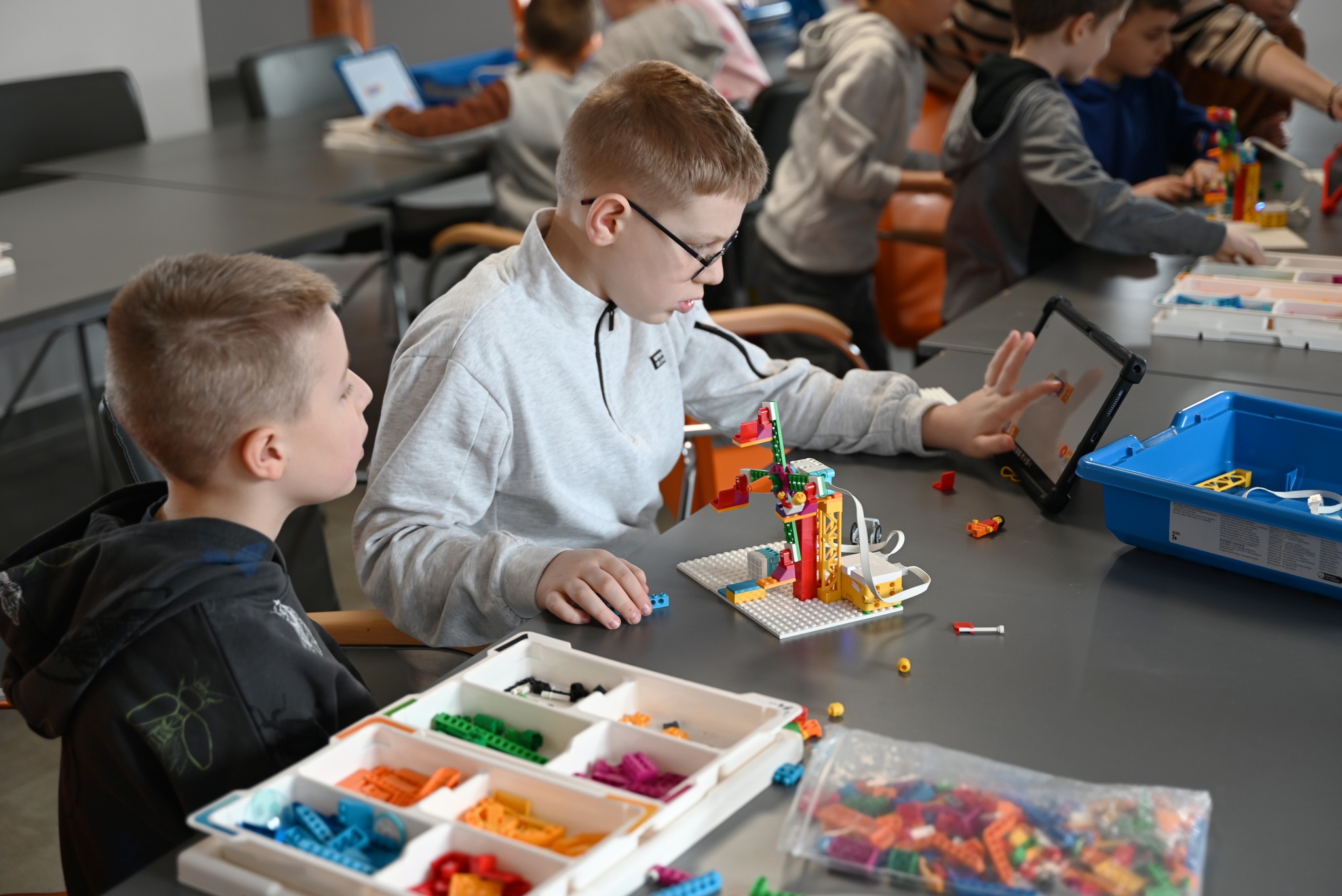 637709428 1304984474996036 7700946141439629678 n