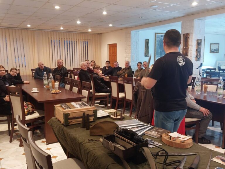 640331420 1362683519238309 1884674602132341876 n