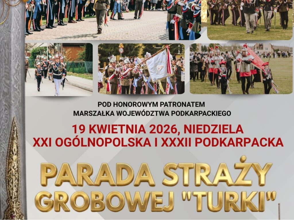 Straże grobowe „Turki” podczas parady w Tryńczy w barwnych, tradycyjnych strojach.