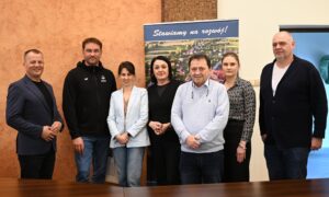 Spotkanie władz gminy Tryńcza z Sebastianem Świderskim i Wiesławem Koziełem dotyczące rozwoju siatkówki.