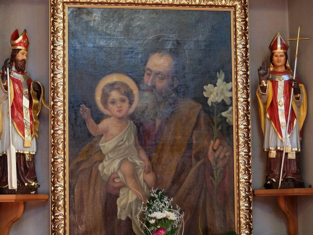 Ołtarzyk św. Józefa w kościele w Budach Łańcuckich