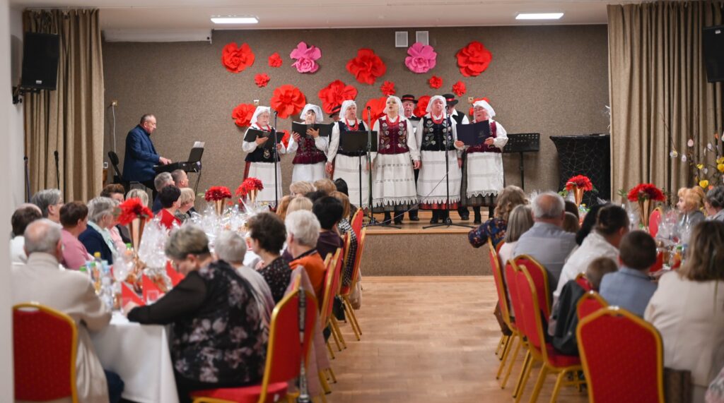 Dolanie Podczas Się Jubileuszowa, Xx Wystawy Rękodzieła Twórców Ludowych 