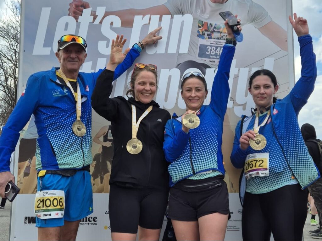 Biegacze grupy Galicja Biega podczas 20 Półmaratonu Warszawskiego