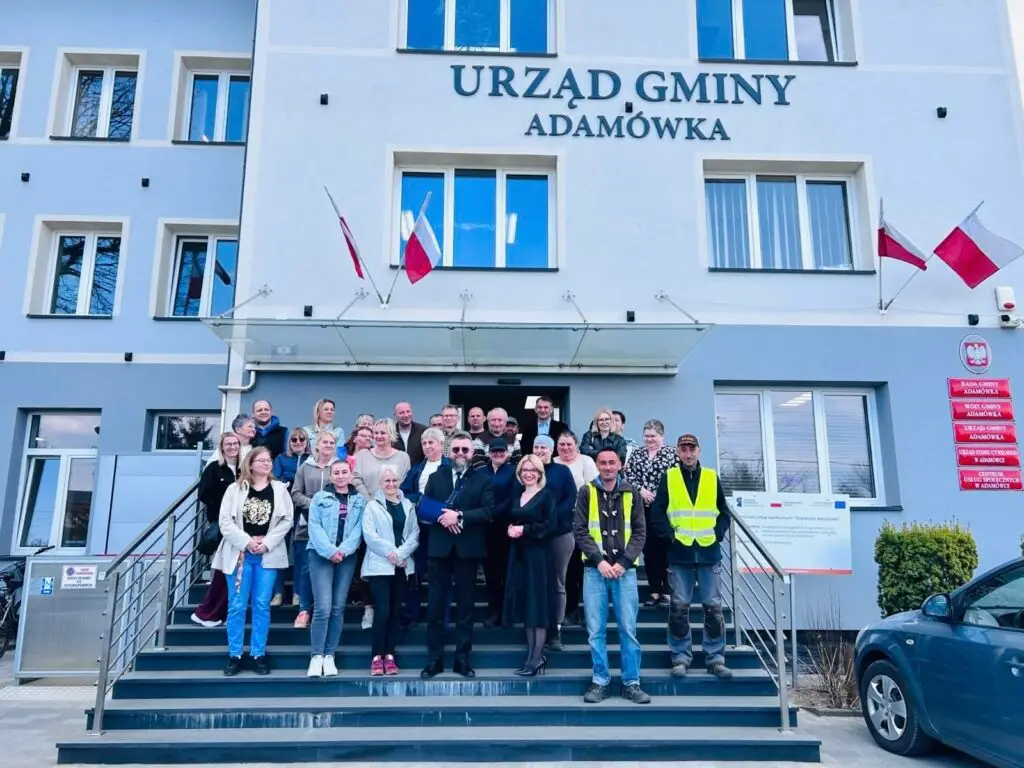 Spotkanie uczestników Centrum Integracji Społecznej w Adamówce z władzami gminy i instytucjami