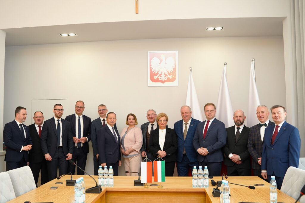 Starosta Dariusz Łapa Na Spotkaniu Z Prezydentami Polski I Węgier. Świętowano Dzień Przyjaźni W Przemyślu 1 Starosta Dariusz Łapa Na Spotkaniu Z Prezydentami Polski I Węgier. Świętowano Dzień Przyjaźni W Przemyślu