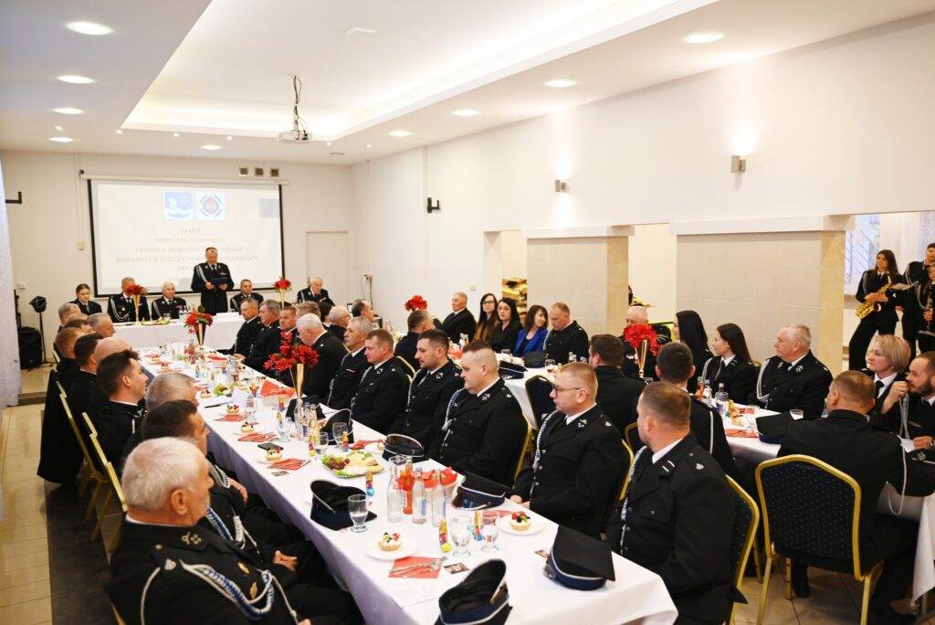 Zjazd Oddziału Gminnego Związku Ochotniczych Straży Pożarnych RP w Tryńczy