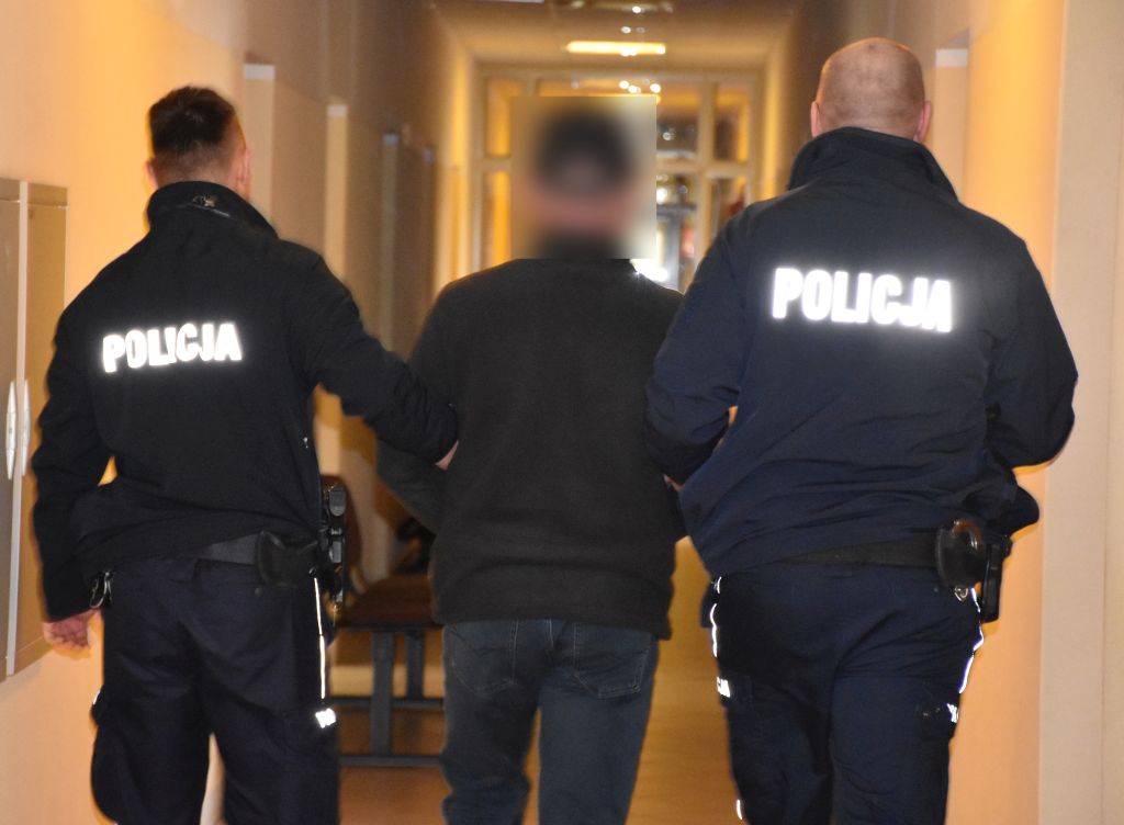 Złamał Sądowy Zakaz. 52-Latek Usłyszał Wyrok W Trybie Przyspieszonym