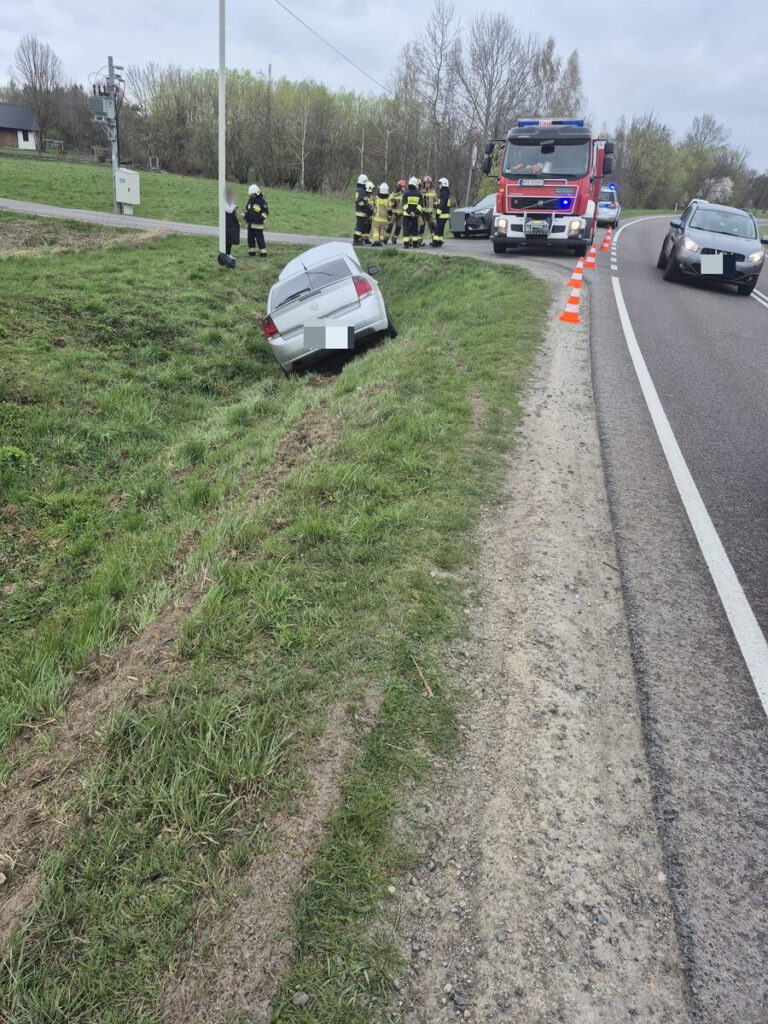 Niedostosowanie Prędkości Przyczyną Zdarzenia Drogowego W Sieniawie