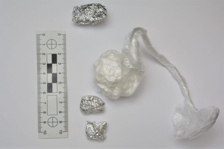 Kryminalni zatrzymali 30-latka z narkotykami