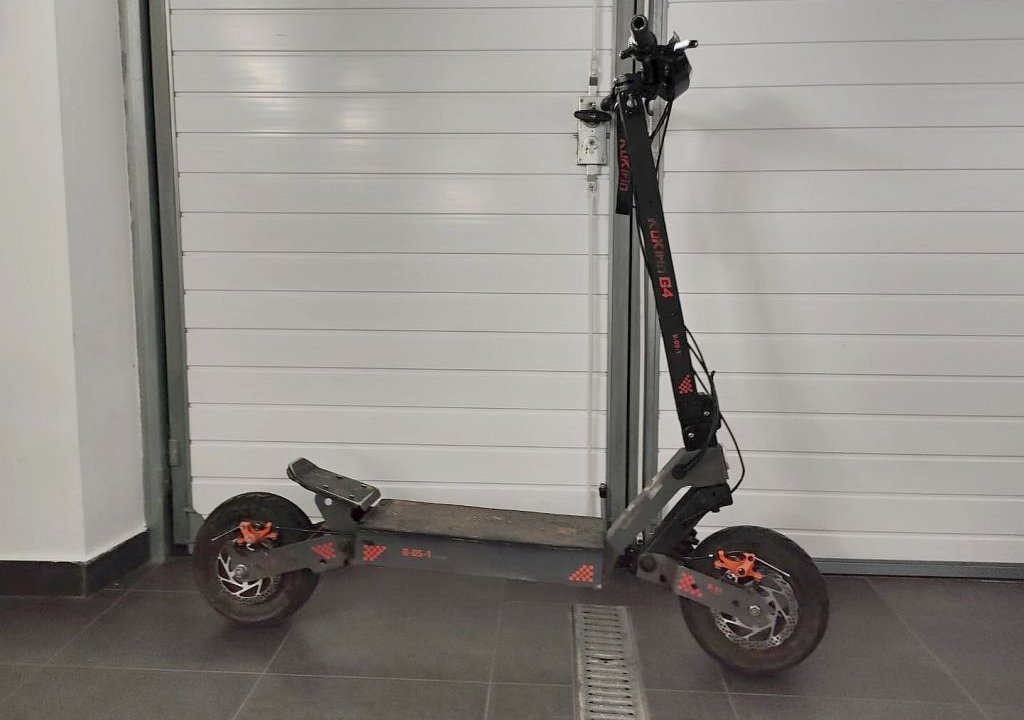 Hulajnoga elektryczna