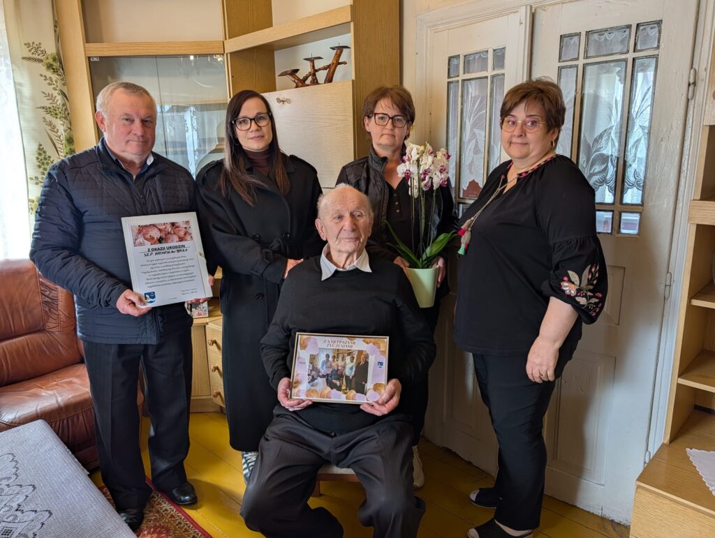 Piękne Jubileusze W Jagielle. Eugenia, Bronisław I Aniela Świętowali Ponad 90 Urodziny