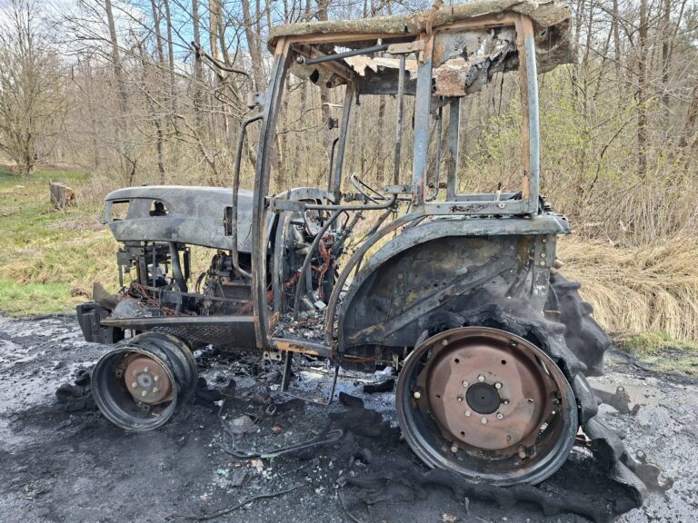 Pożar ciągnika w Pawłowej