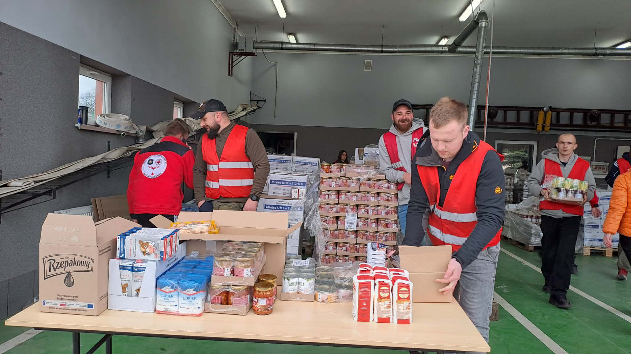Ponad 600 Mieszkańc&oacute;w Gminy Przeworsk Z Pomocą Żywnościową. Akcja W Urzejowicach