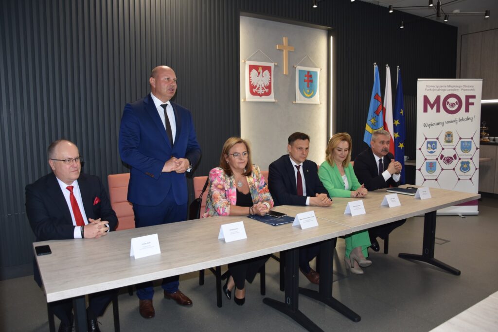 Miliony Na Kulturę I Parki. Wielka Inauguracja Projektów Mof Jarosław-Przeworsk W Urzejowicach