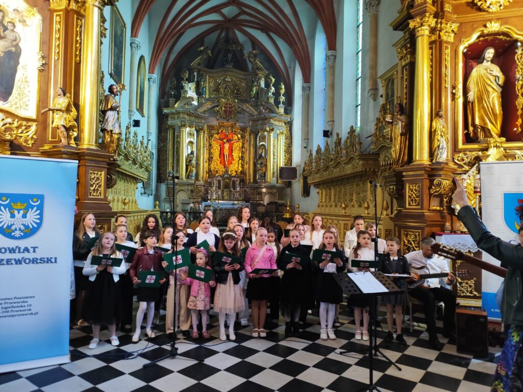 Radosne Alleluja W Bazylice. Sukces I Przeglądu Wielkanocnego W Przeworskiej Jerozolimie