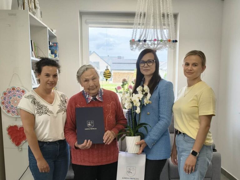 Wyjątkowe święto w Głogowcu. Pani Maria skończyła 90 lat!