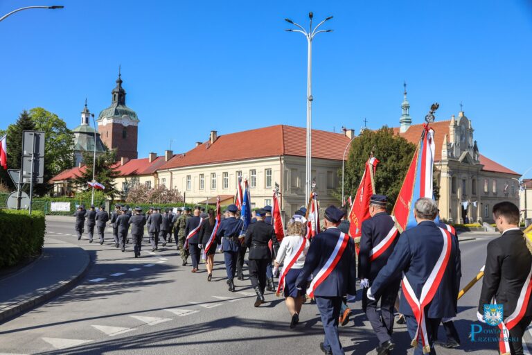 Biało-czerwony Przeworsk. Tak mieszkańcy uczcili rocznicę Konstytucji 3 Maja