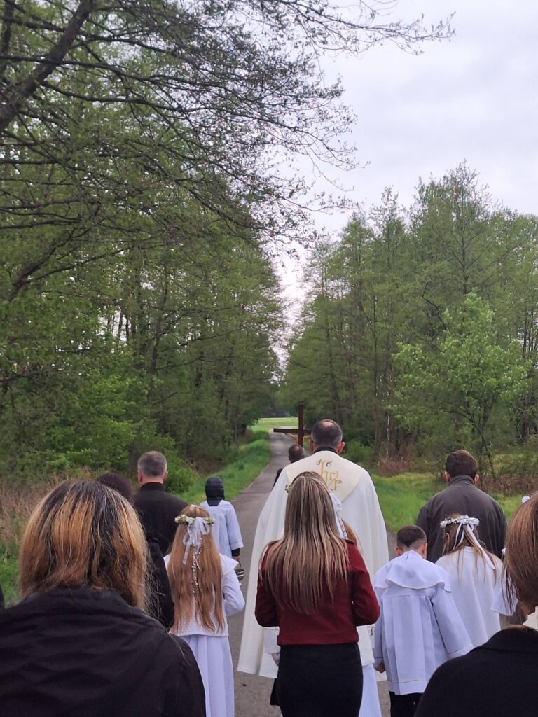 V-Wieczna Tradycja Wciąż Żywa. Zobacz, Jak Majdan Sieniawski Modlił Się O Dobre Plony