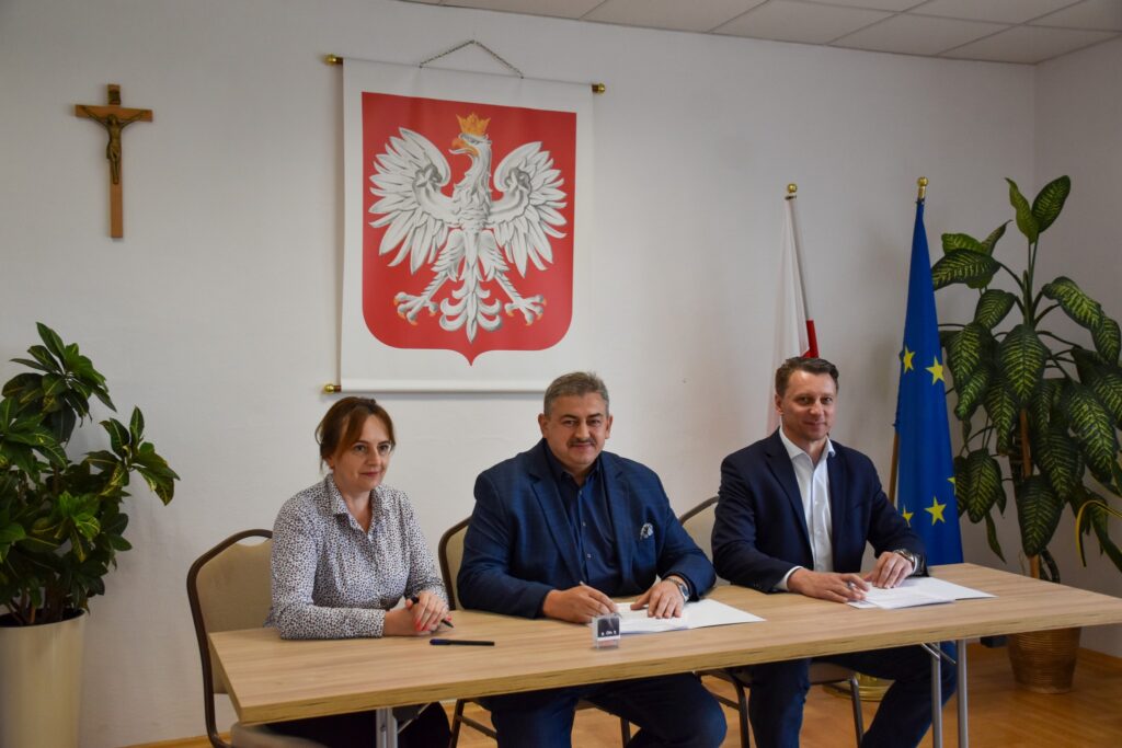 Podpisano umowę na remont drogi Niżatyce – Żuklin