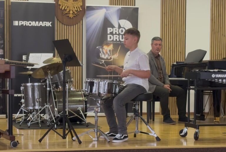 Wielki sukces ucznia Szkoły Muzycznej. Igor Połoszynowicz na podium ogólnopolskich konkursów perkusyjnych