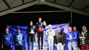 Ewa Tomczyk i Agnieszka Mazur na podium Dynowskiej ZaDyszki