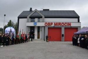Historyczny dzień w Mirocinie. Nowa remiza OSP oficjalnie otwarta