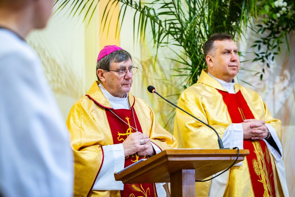 „Dzień Dobra” W Adamówce. Festiwal Wielkich Serc, Wspólnoty I Charytatywnej Pomocy 1 „Dzień Dobra” W Adamówce. Festiwal Wielkich Serc, Wspólnoty I Charytatywnej Pomocy
