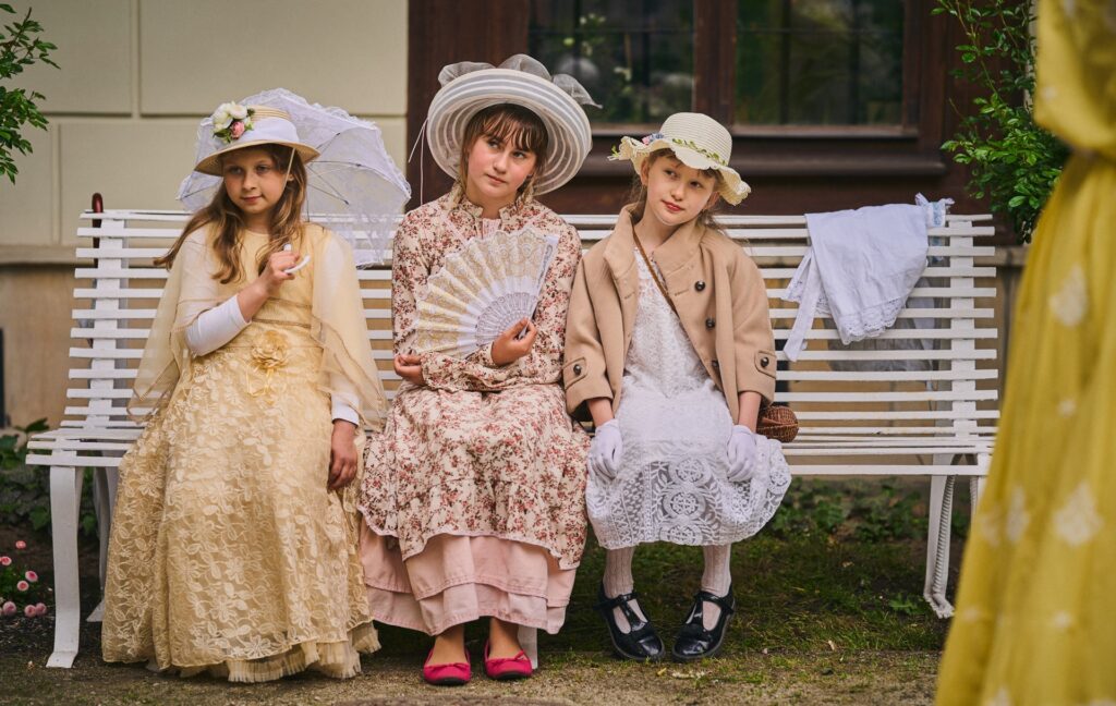 Pałacowe Zaślubiny Z 1909 Roku. Niezwykła Inscenizacja Historyczna W Przeworsku