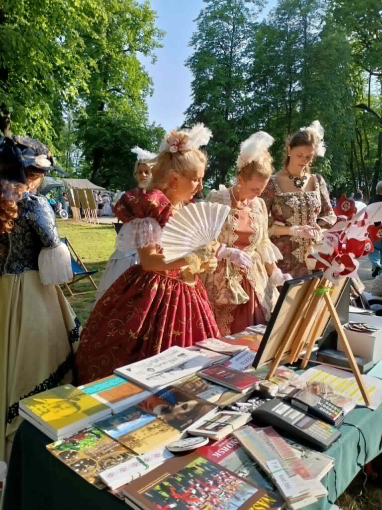 Muzeum Z Przeworska Na Święcie Kultury Dworskiej W Bielinach