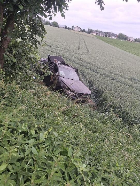 Zdarzenie Drogowe W Miejscowości Białoboki 2 Zdarzenie Drogowe W Miejscowości Białoboki