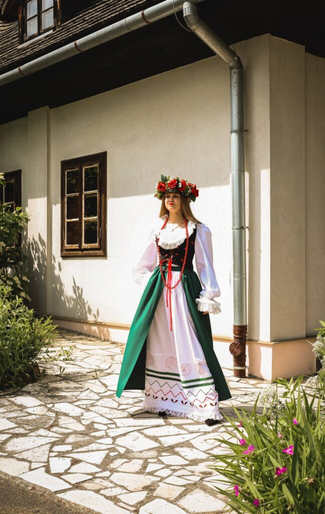 Zobacz Magiczne Kadry &Quot;Kolekcji Ludowej&Quot; Z Zajazdu Pastewnik