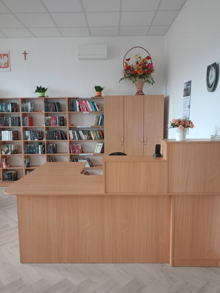 Oficjalne Otwarcie Wyremontowanej Biblioteki W Jaworniku Polskim