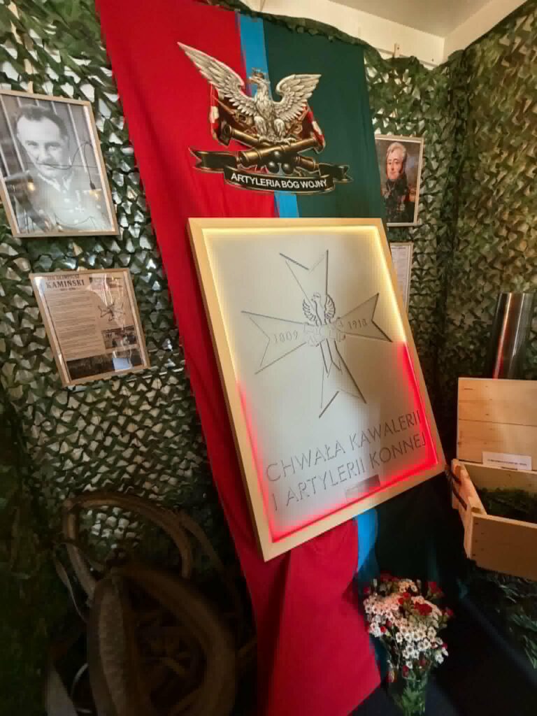 Wojskowa Historia Ożyła W Gniewczynie Łańcuckiej. Otwarto Nową Salę Tradycji 18 Brygady Zmotoryzowanej