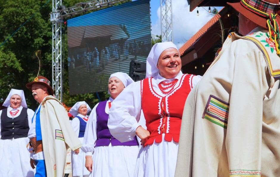 Ponad 350 Małych Artystów I Feeria Barw. Tak Wyglądał Festiwal Tańca Ludowego W Gaci