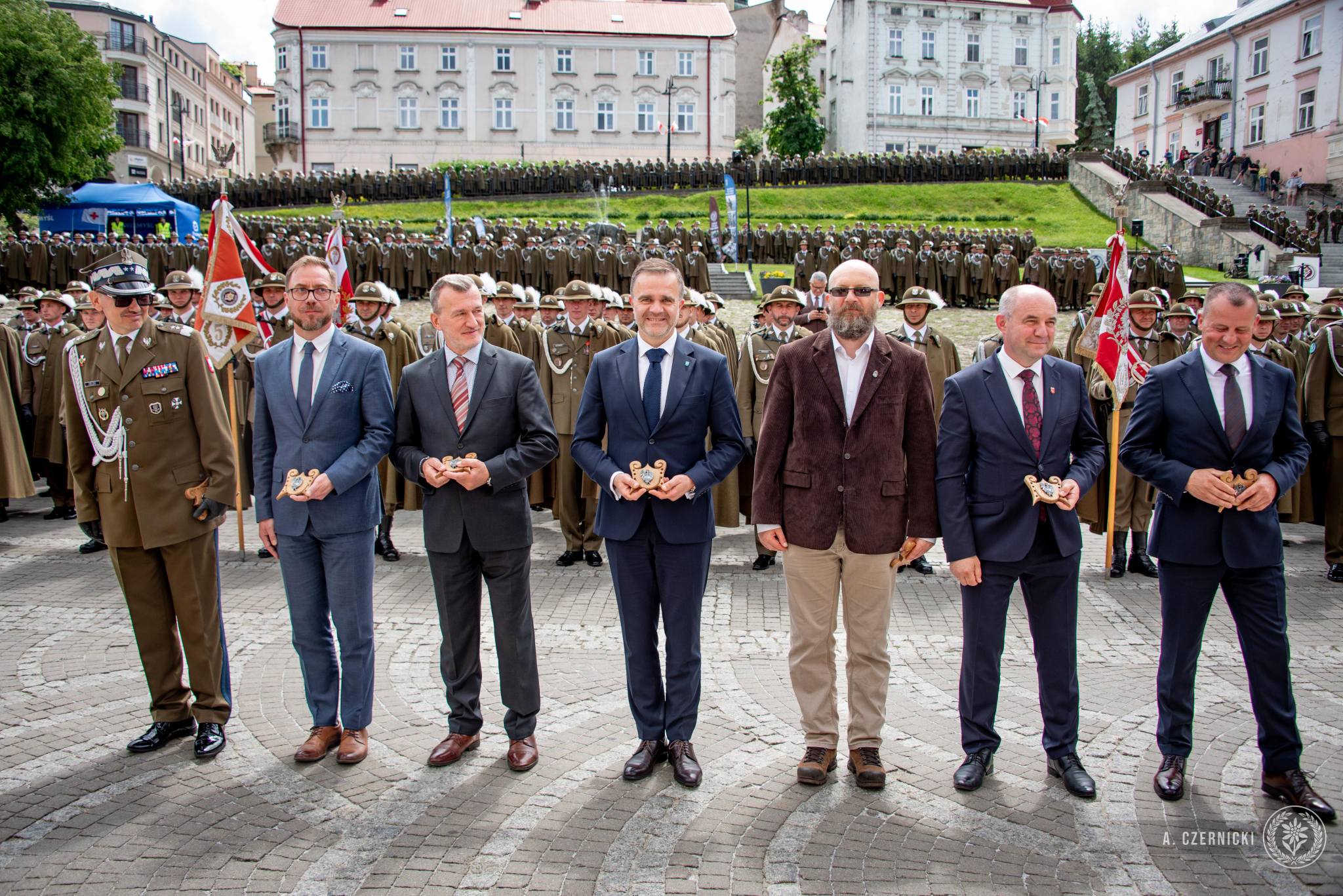 Starosta Dariusz Łapa Doceniony Przez Wojsko! Wyjątkowe Odznaczenie Prosto Z Przemyśla