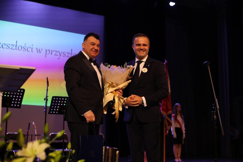 Jubileusz 115-Lecia I Lo Im. Króla Władysława Jagiełły W Przeworsku. Ponad Wiek Chlubnej Tradycji 3 Jubileusz 115-Lecia I Lo Im. Króla Władysława Jagiełły W Przeworsku. Ponad Wiek Chlubnej Tradycji