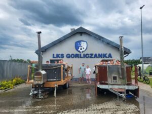 Balie z wodą i wielki grill. Tak LKS Gorliczanka Gorliczyna świętował koniec sezonu