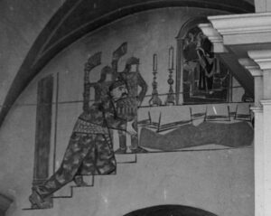 „Jan III Sobieski przed obrazem św. Antoniego w Przeworsku”, polichromia Józefa Dutkiewicza z 1962 r. nad wejściem do kaplicy św. Antoniego w kościele OO. Bernardynów w Przeworsku, fot. 1970; Archiwum Klasztoru Bernardynów w Przeworsku