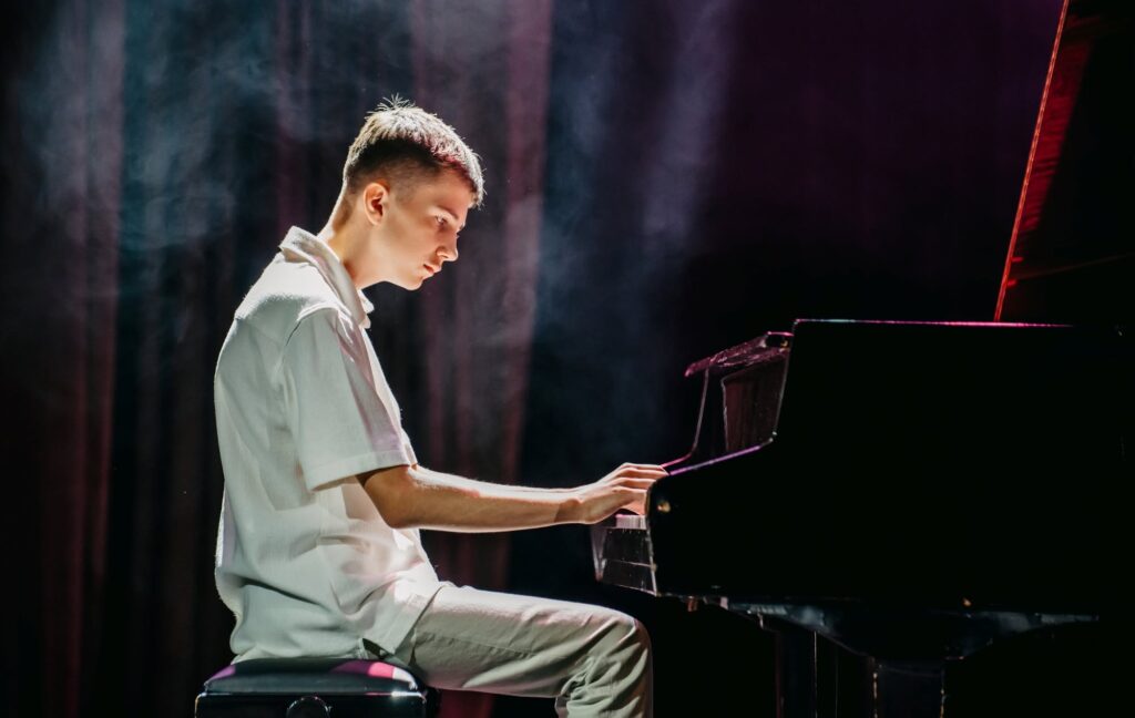 731147091_1443743817798388_7839684597133245411_N Wieczór Pełen Talentów I Wzruszeń. Zobacz, Jak Wyglądał Tegoroczny Art Finał W Przeworsku