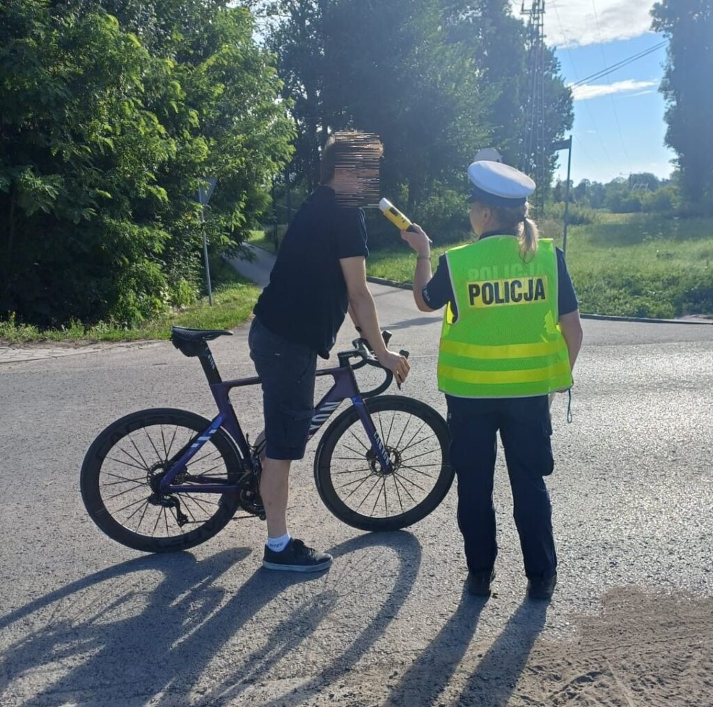 2 Zbadali Stan Trzeźwości 669 Kierowców. Wyniki Działań Przeworskiej Policji 1 2 Zbadali Stan Trzeźwości 669 Kierowców. Wyniki Działań Przeworskiej Policji