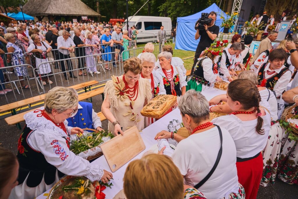Tradycja, Smak I Wyjątkowe Koncerty. Za Nami Xviii Powiatowe Święto Chleba 1 Święto Chleba W Przeworsku