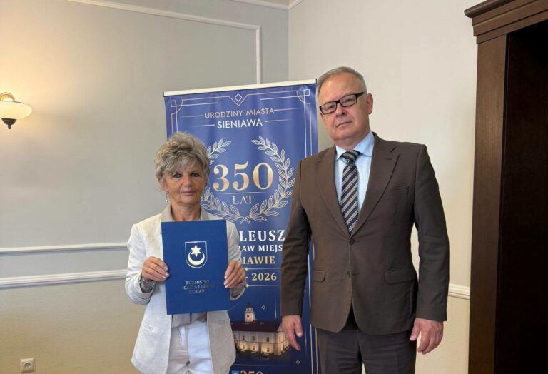 Zmiana na czele szkoły w Czerwonej Woli. Wiemy, kto pokieruje placówką po rezygnacji dyrektor