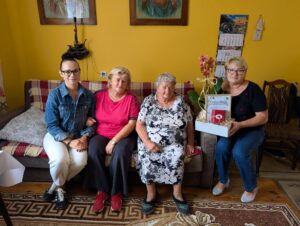 Piękny wiek i wspaniała forma! Pani Bronisława z Gniewczyny Trynieckiej skończyła 90 lat