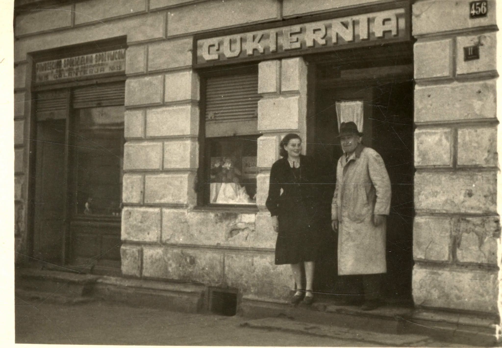Lokalna Gazeta Internetowa 35 Cukiernia U Stanisława Słowika, Koniec Lat 40. Xx W. Fotografia Udostępniona Przez Barbarę Szklarek