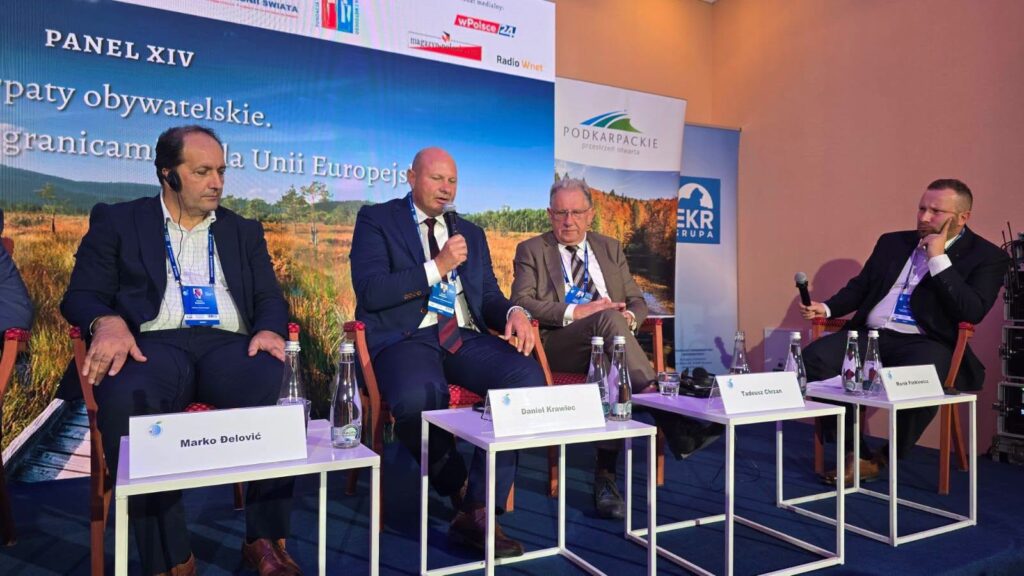 Wójt Gminy Przeworsk Panelistą Na Forum Ekonomicznym W Karpaczu 1 Daniel Krawiec Reprezentował Gminę Przeworsk Na Xxxv Forum Ekonomicznym W Karpaczu